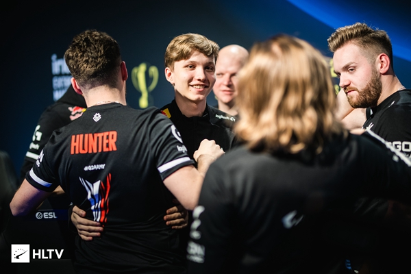 B8 和 Heroic 在 CCT 全球总决赛 2025 中赢得首场比赛